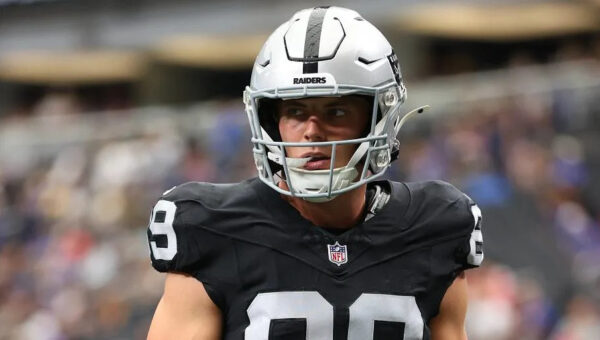Week 7 Fantasy Football Tight End Rankings: Brock Bowers Falls Behind Isaiah Likely To His Lowest 2026 Ranking