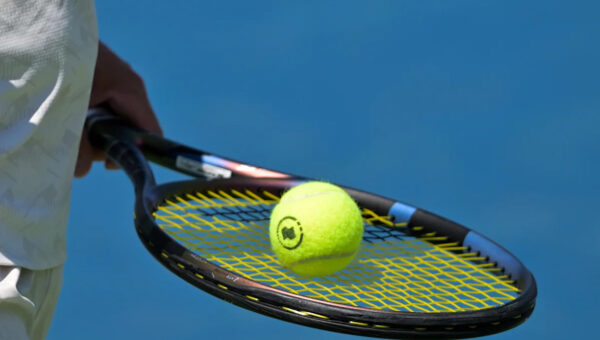 Boys tennis: Troy goes back-to-back behind day one surge