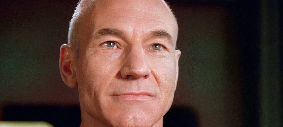 Star Trek Fans Officially Give Sir Patrick Stewart The Perfect Send-Off
