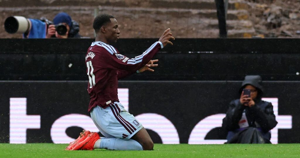 Man City beaten by Aston Villa to end perfect Premier League start