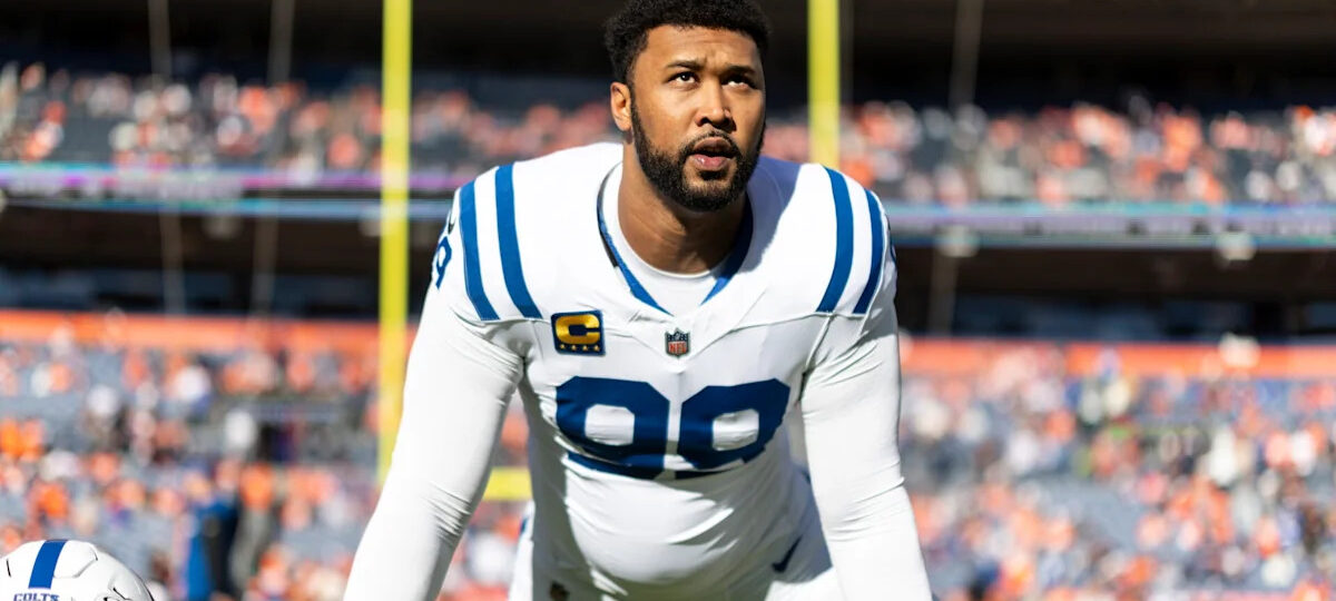 49ers agree to acquire DeForest Buckner from Colts