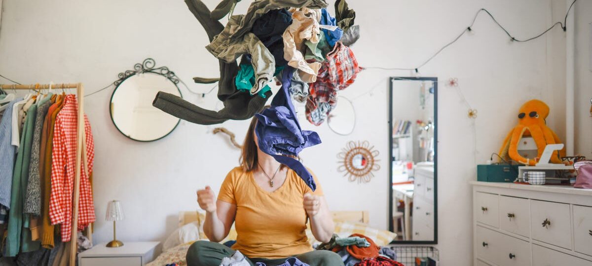 I'm a professional declutterer and don't declutter my entire house at once. I get rid of 5 things a day instead.