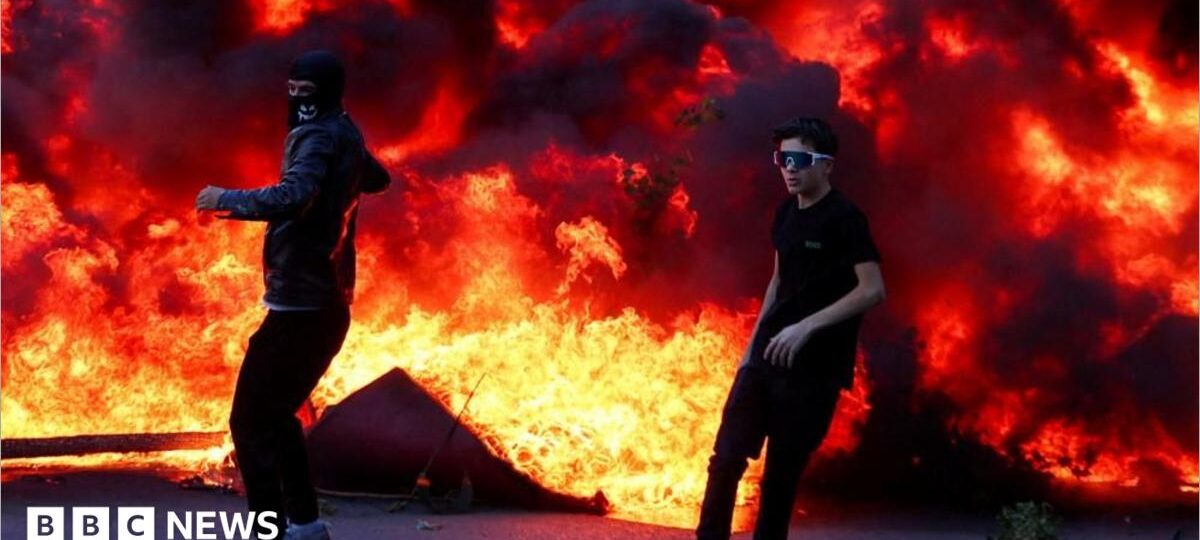Student protesters attack government buildings in Albania