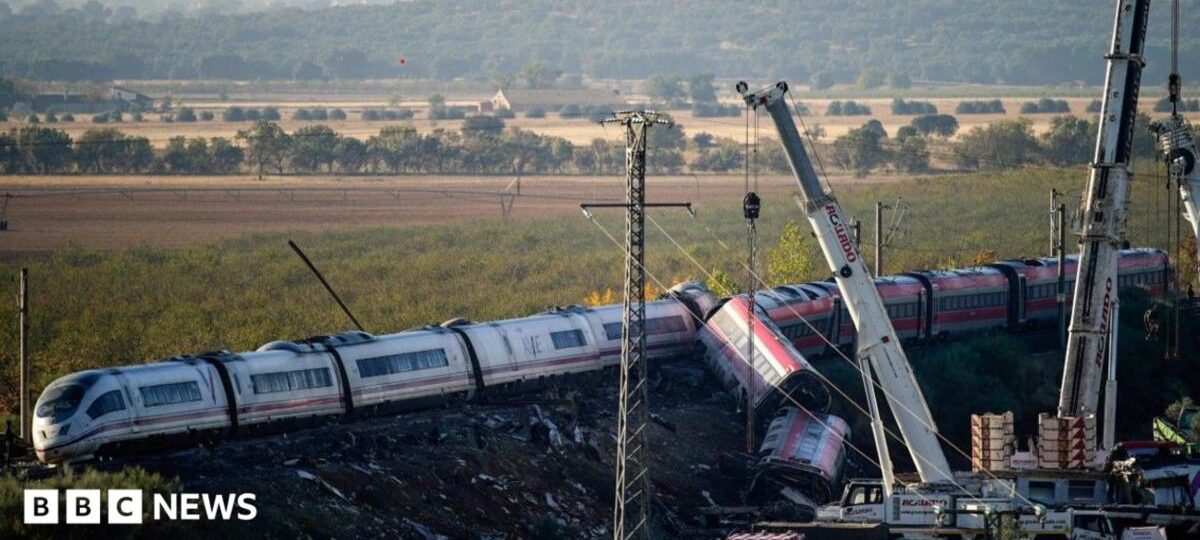 Spain train disaster clouds Sánchez chances of re-election