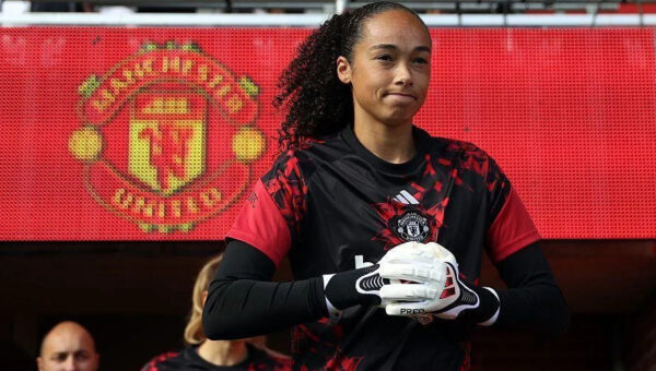 Watch WSL: Zigiotti gives Man Utd early lead after Liverpool error
