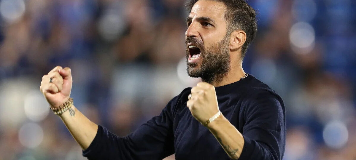 Cesc Fabregas: Showdown looming with “serious option” to replace Michael Carrick as Man United boss