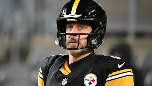 Buccaneers coach reveals what makes Aaron Rodgers so hard to beat