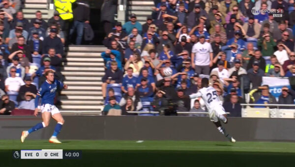 Watch: Chelsea star Moises Caicedo nearly scores goal of the season contender with outrageous volley vs Everton