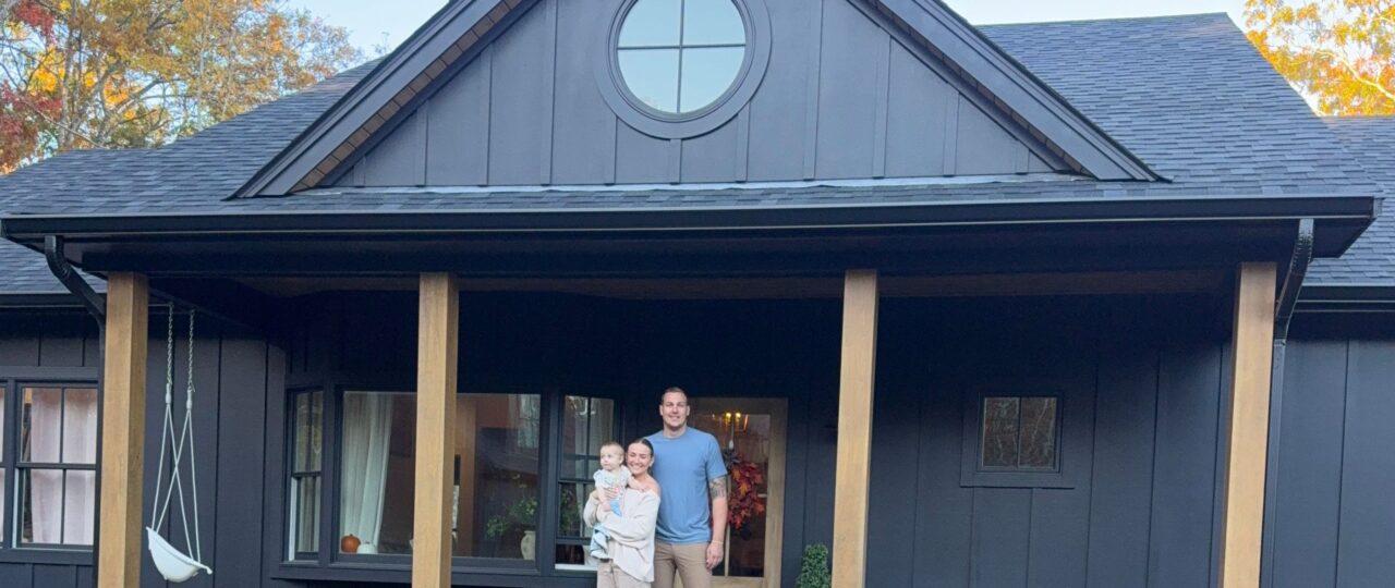 We live on a ‘family compound’ with my parents and siblings. These 7 things have surprised me most about the arrangement.