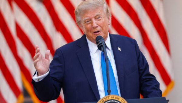 Trump lifts some Canada tariffs ahead of midterms