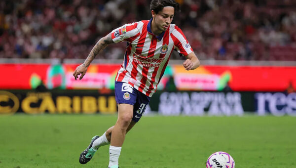 Line-ups confirmed for Rayados – Chivas