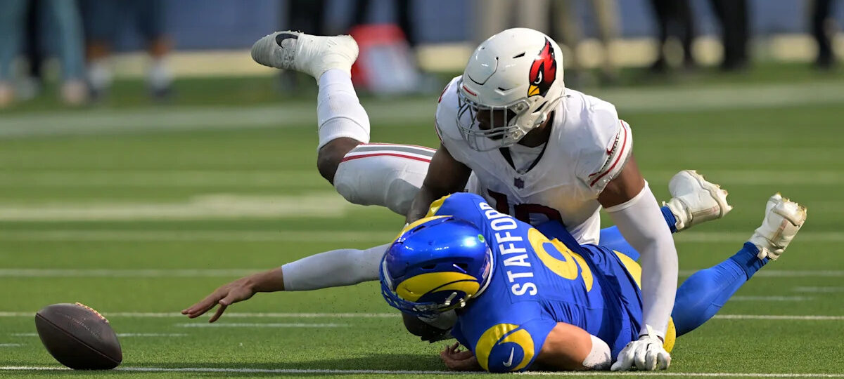 Seahawks continue to be bailed out by Rams losing games