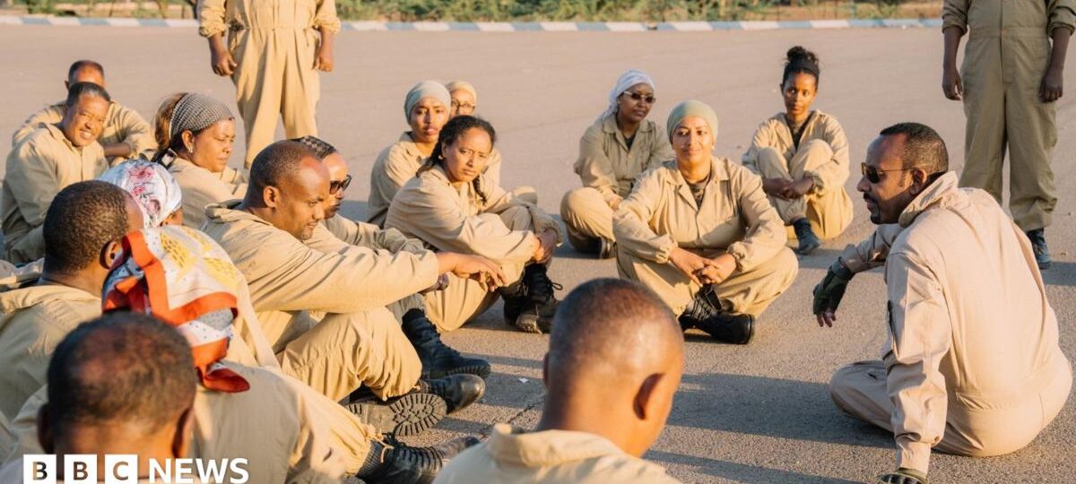 Ethiopian PM puts ministers through military training