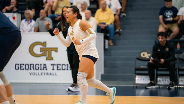 Volleyball Stays Perfect at Home after Dominant Weekend