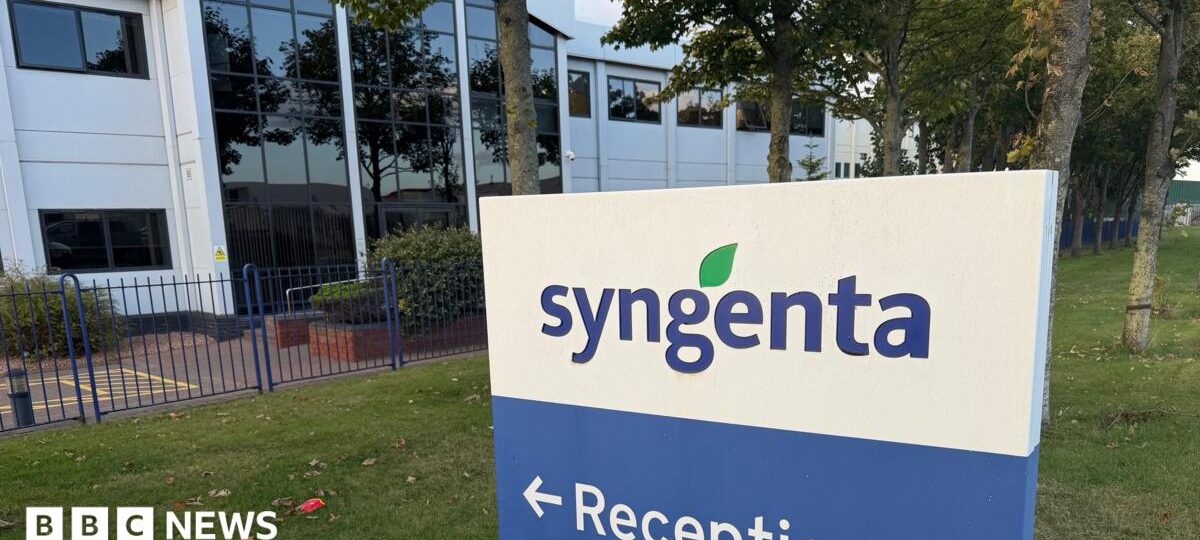 Hundreds of jobs under threat at Grangemouth chemical plant