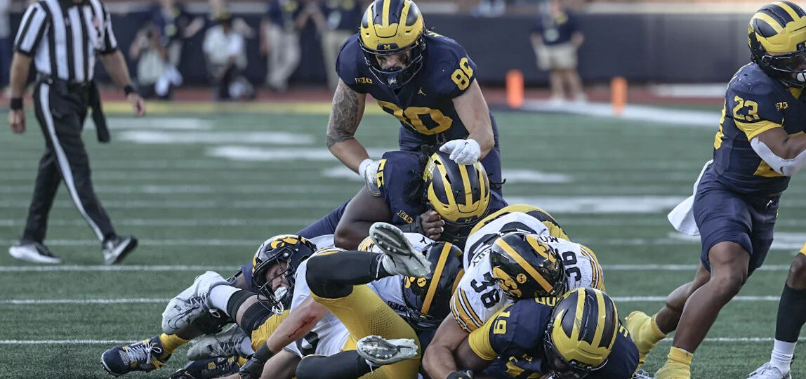 Michigan TE believes offense is close to breaking out after Iowa loss