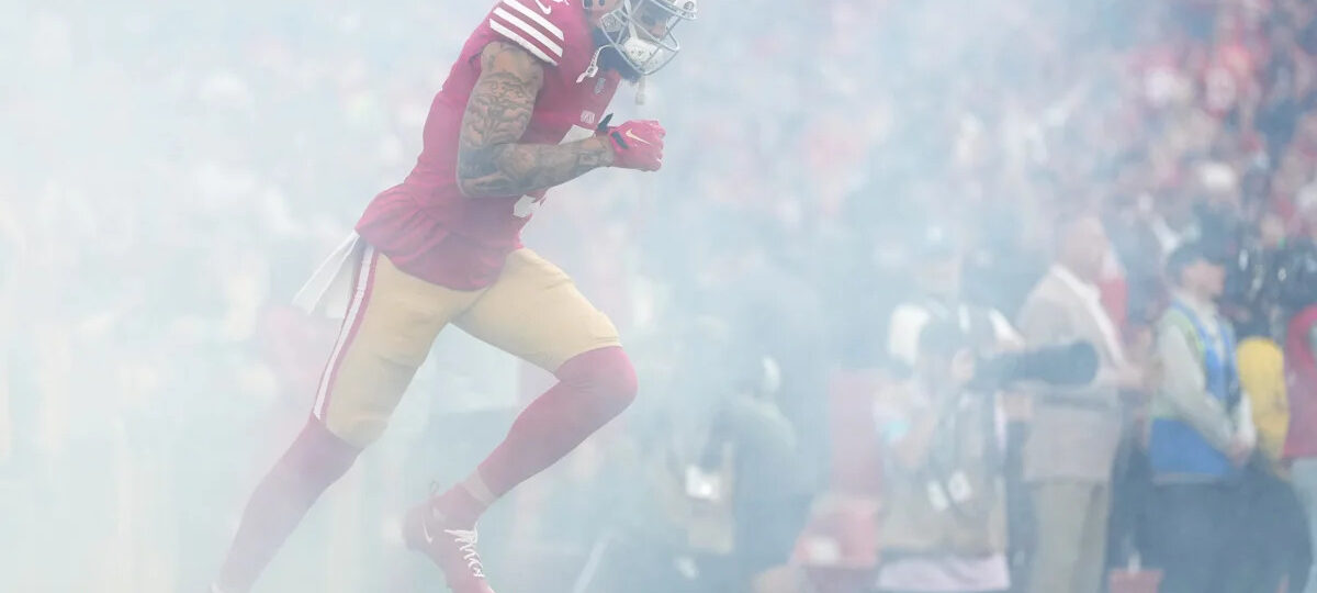 Mike Evans misses Thursday's practice