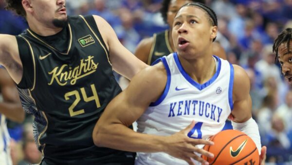 Mason Williams finishes off beautiful preseason, proving he should be a starter for Kentucky Basketball