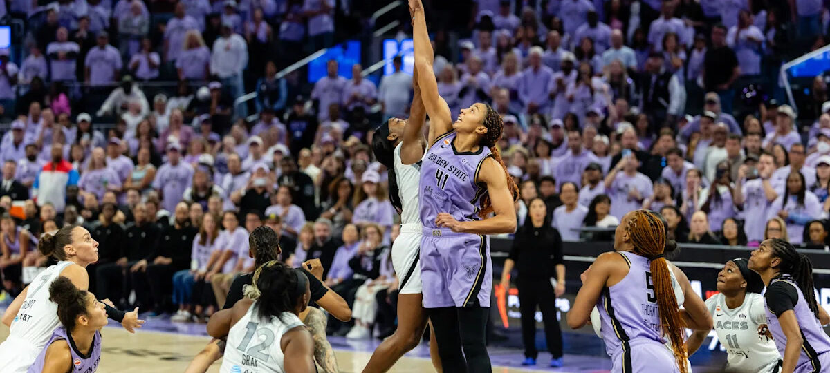 WNBA playoffs live updates, Valkyries-Aces score: MVP A'ja Wilson, Las Vegas look to avoid elimination at home