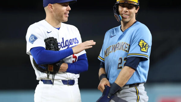 Brewers announce NLCS roster