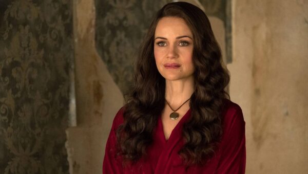 6 Perfect Miniseries Worth Watching Over and Over