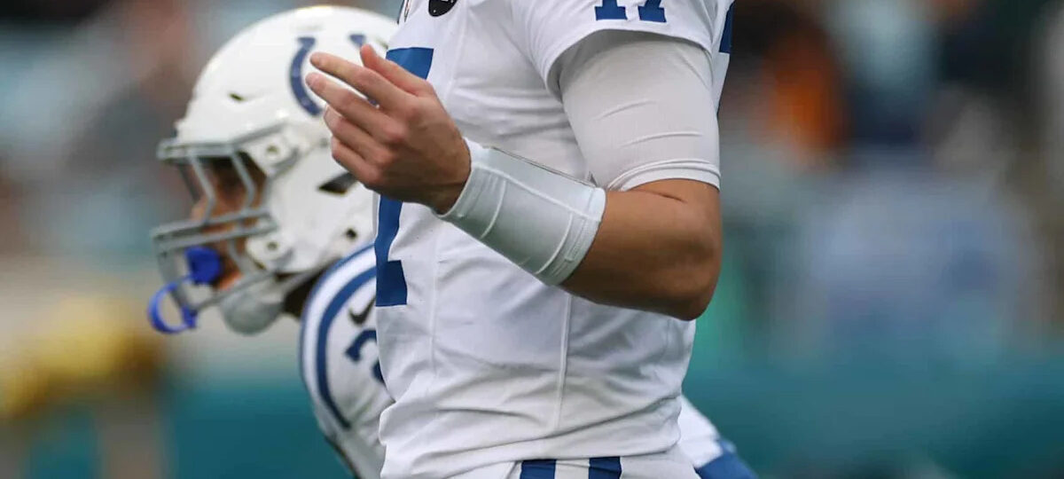 NFL QB Power Rankings: Where Does Daniel Jones Rank Among 32 Starting Quarterbacks?