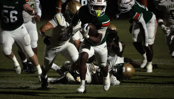 Undefeated Mosley football land outside top 25 in latest rankings