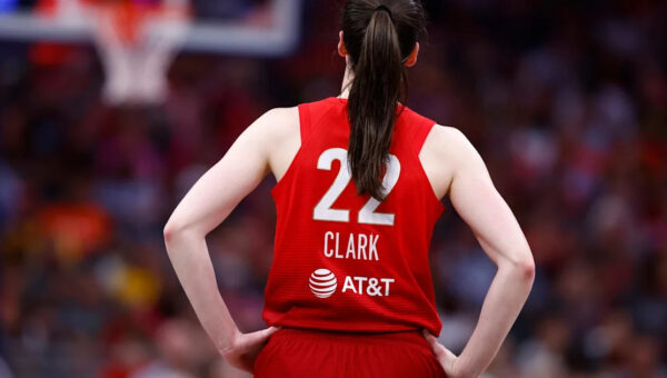 Nike CEO makes statement on Caitlin Clark’s new shoes as history made
