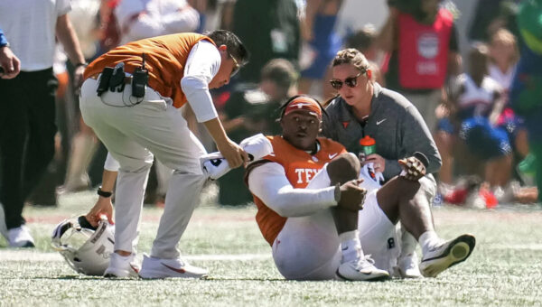 Texas to play Ole Miss without Colin Simmons and possibly Hollywood Smothers