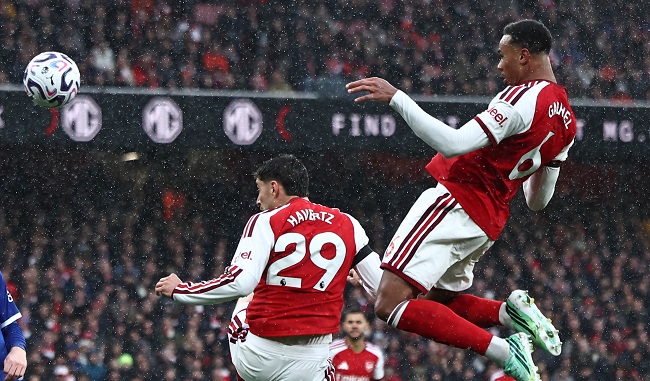 Arsenal Beat Everton To Join Man City At Premier League Summit