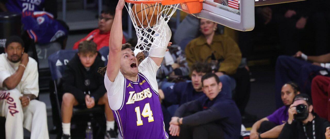 Lakers outlast Clippers behind big three