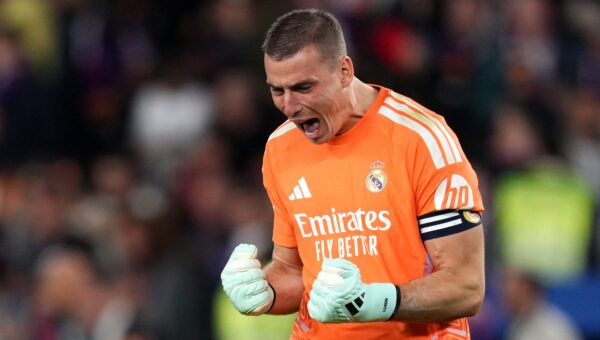 ‘No one cried before the match!’ – Jose Mourinho hails hero Andriy Lunin after El Clasico masterclass