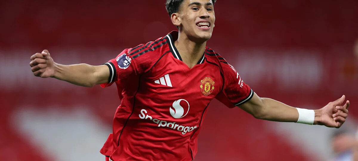 Manchester United prodigy to decide on next club soon as Real Madrid step up interest