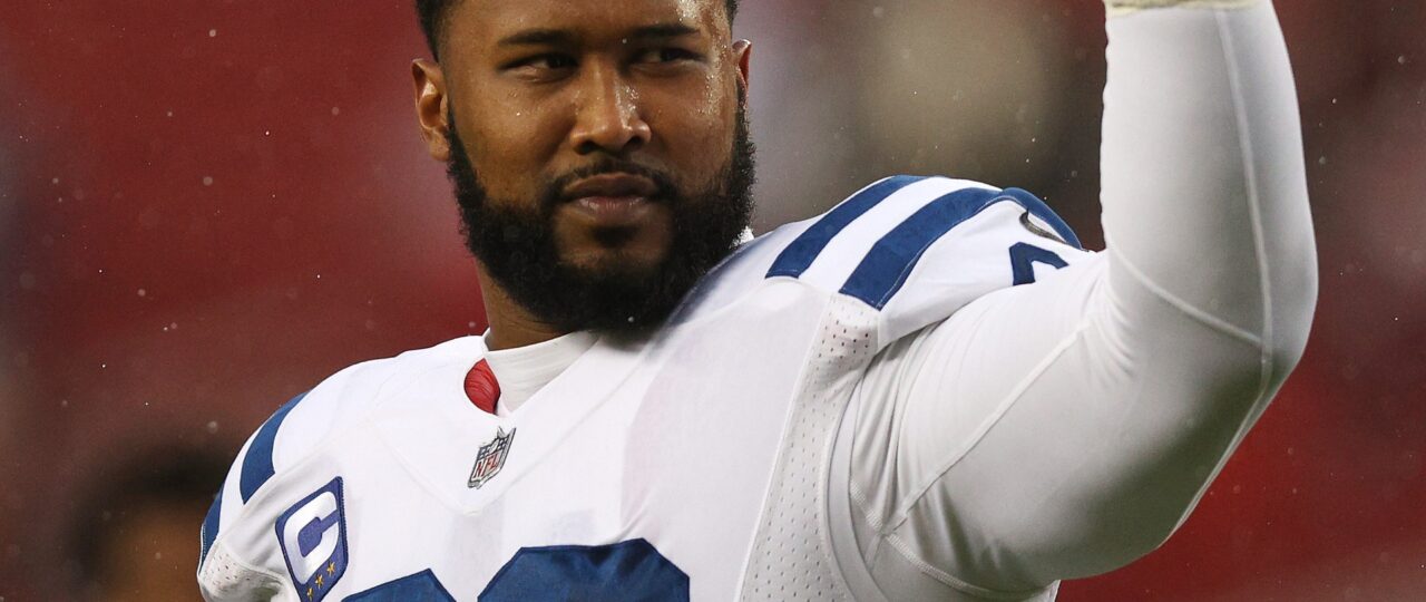NFL trade rumors: 49ers could make a run at Colts DT DeForest Buckner