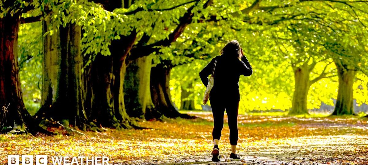 UK temperatures to rise to 23C before autumn chill sets in
