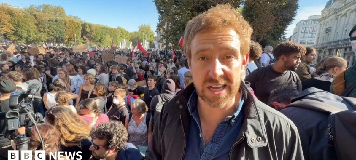 Watch: At the scene of student protests in Lille