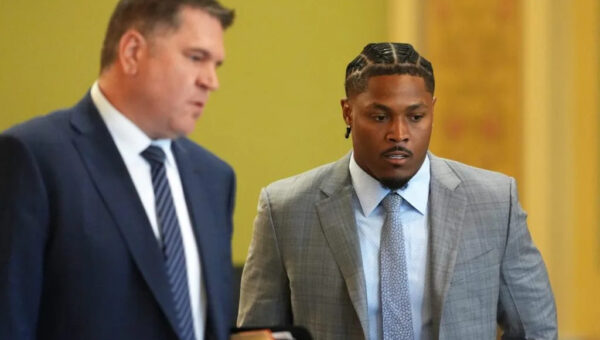NFL Reinstates Josh Jacobs, Jonathon Cooper From Paid Leave