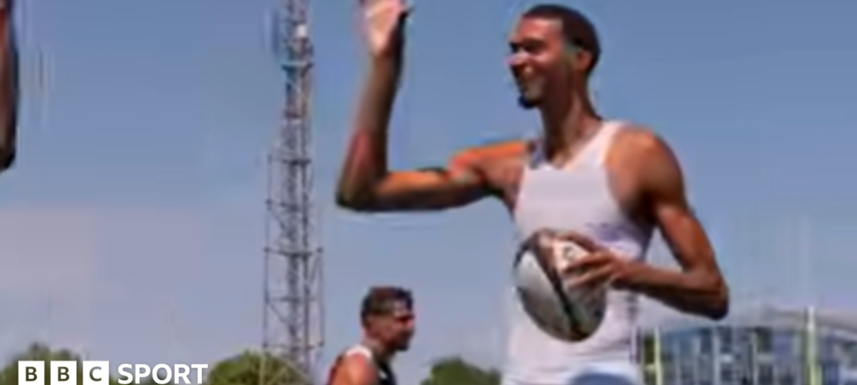 NBA star Wembanyama trains with French rugby club