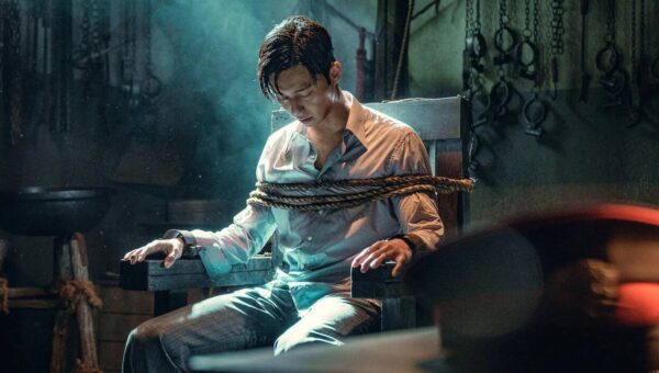 Netflix’s Decades-Spanning Thriller Series Delivers A Masterclass In Horror And Sci-Fi