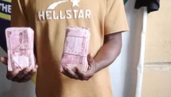 Police raid fake Naira production point in Aba, apprehend suspect