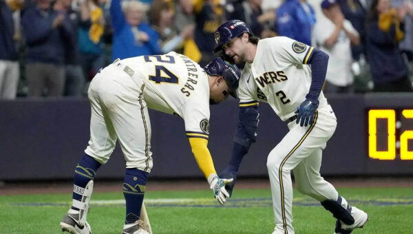 Brewers’ Brice Turang stuns Tarik Skubal with massive oppo HR in NLCS Game 1