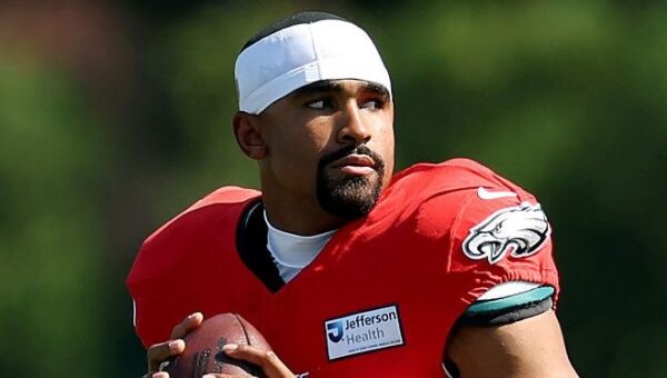 Jalen Hurts’ Health: Inside the Eagles Quarterback’s History Before Blood Clots