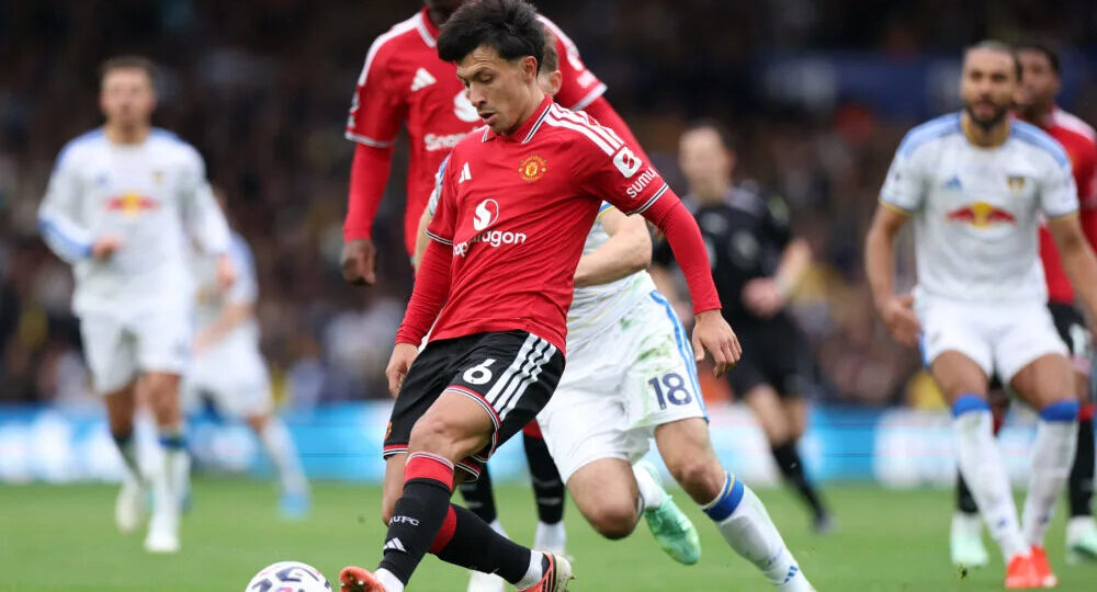 Gary Neville says Manchester United’s 1-1 draw at Leeds is a step in the right direction