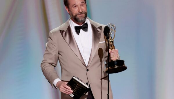 Noah Wyle says success in his 20s taught him that bigger spaces can feel lonelier