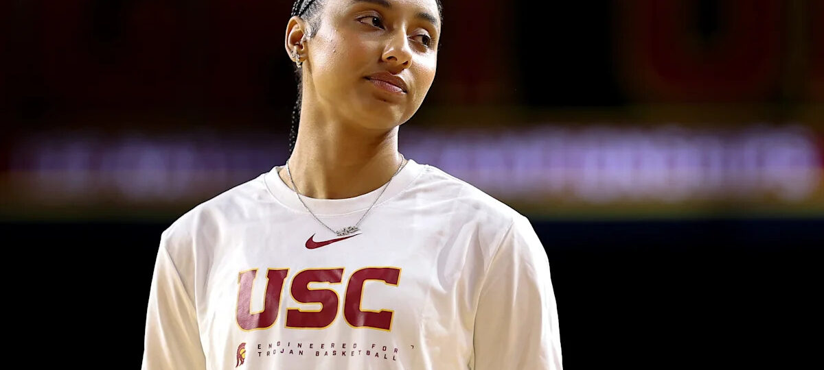 JuJu Watkins' return powers USC to No. 3 as UCLA begins title defense at No. 12 in Coaches Poll