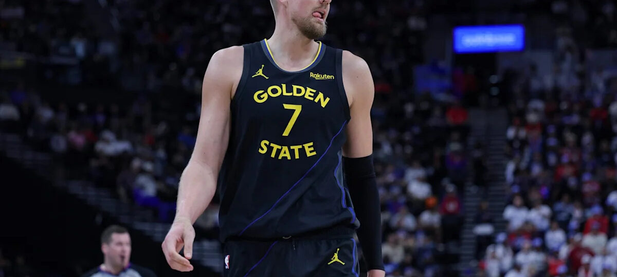 ‘He’s looking healthy’ – Warriors fans react to first Kristaps Porzingis sighting