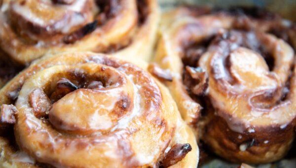The best cinnamon roll in every state, according to diners