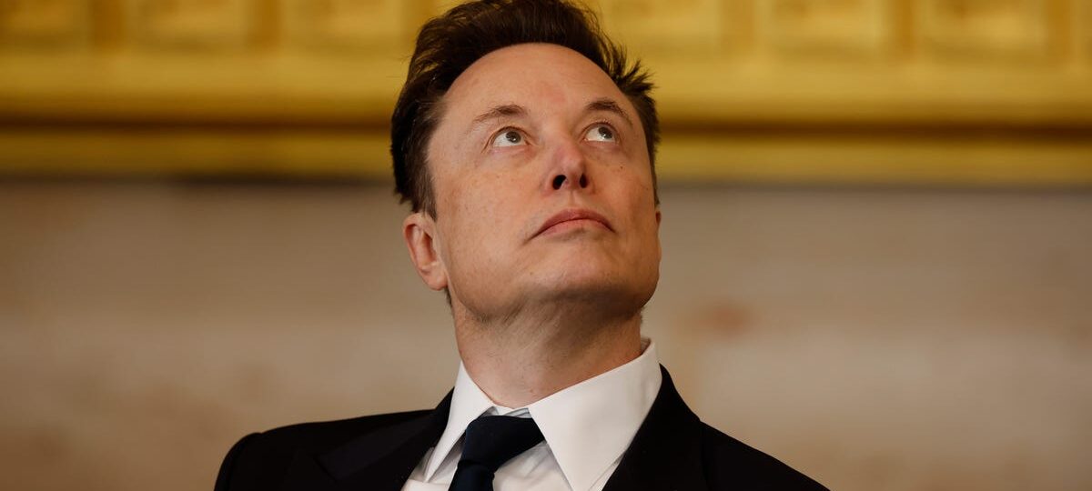 Elon Musk says SpaceX could one day be worth vastly more than Earth's economy. Here's what that would take.