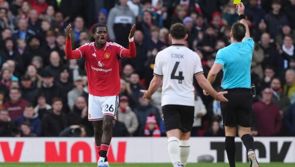 United lose to Bournemouth, Liverpool secure first league win at home