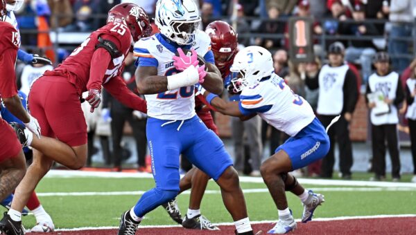 Fourth quarter implosion sends WSU to 1-7 in 31-10 loss to No. 21 Boise State